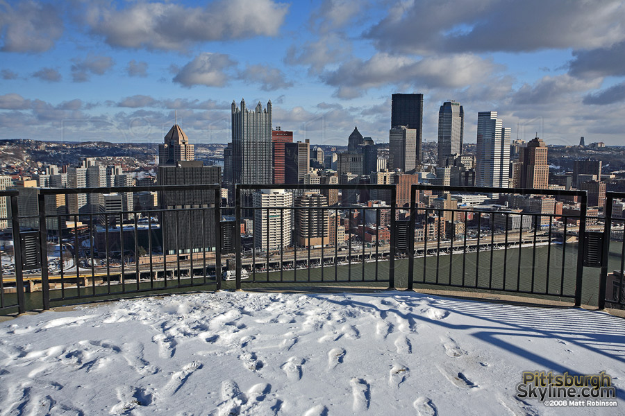 Snow covered Grandview overlook.