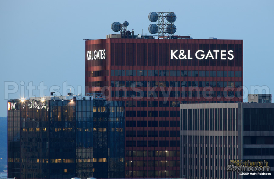 K&L Gates sign atop One Oliver Plaza