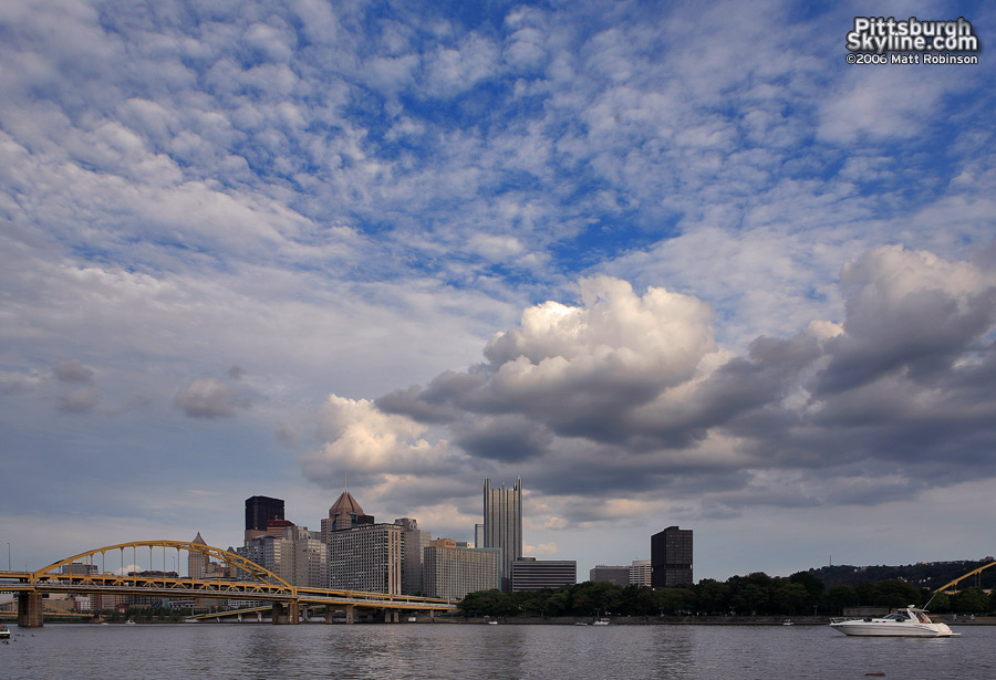 Downtown Pittsburgh from the shore near Heinz Field